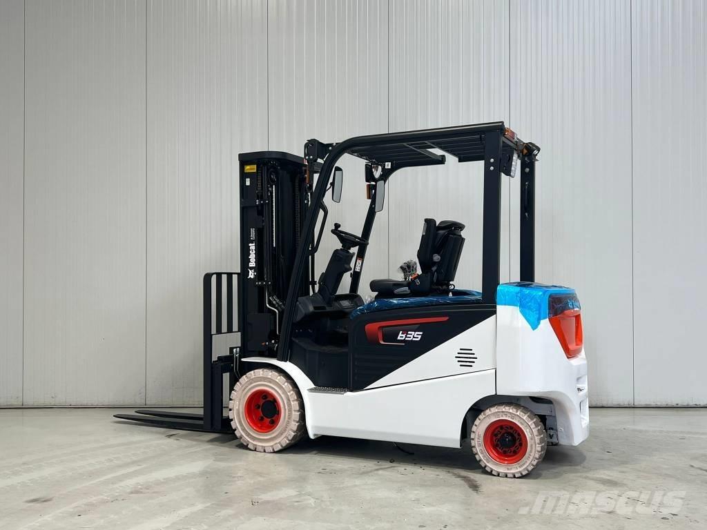 Bobcat B35NS Електрически вилични кари-повдигачи