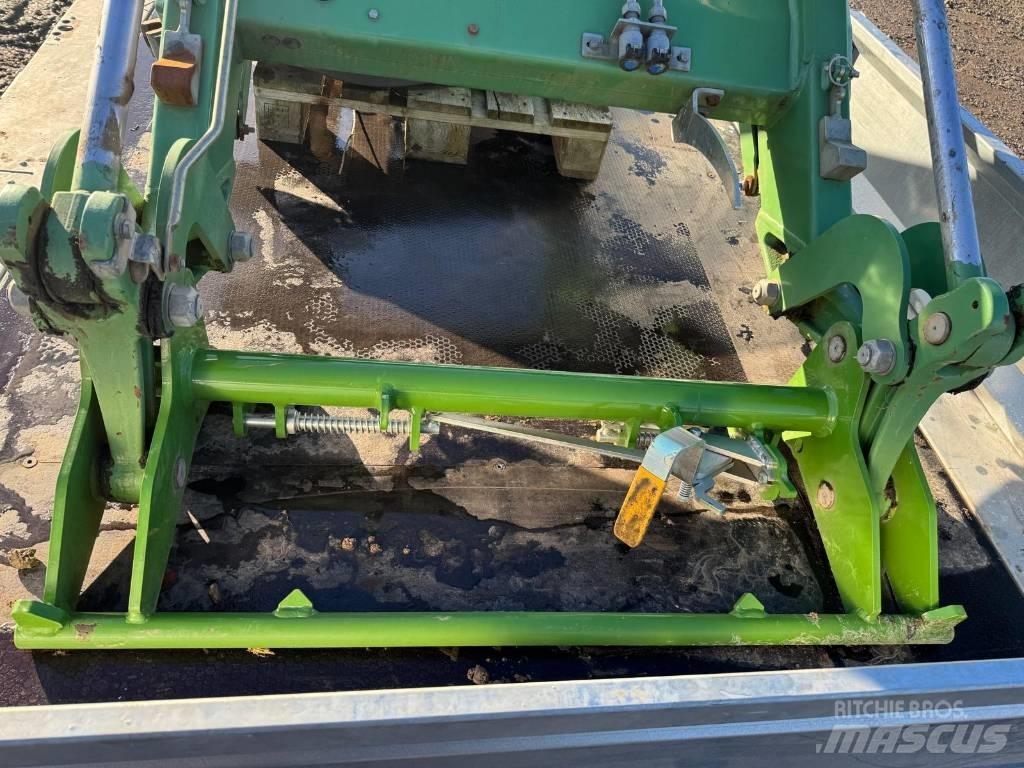 Fendt CARGO 4X80 Челни товарачи и багери
