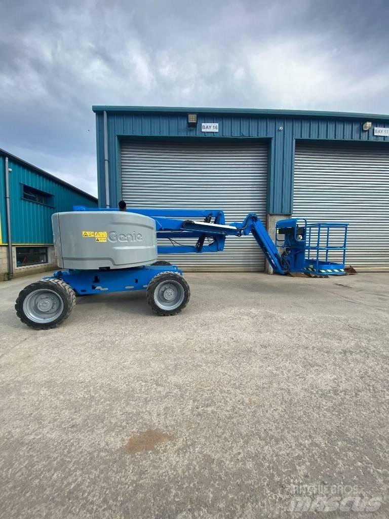 Genie Z 45/25 J Съчленени стрелови подемници