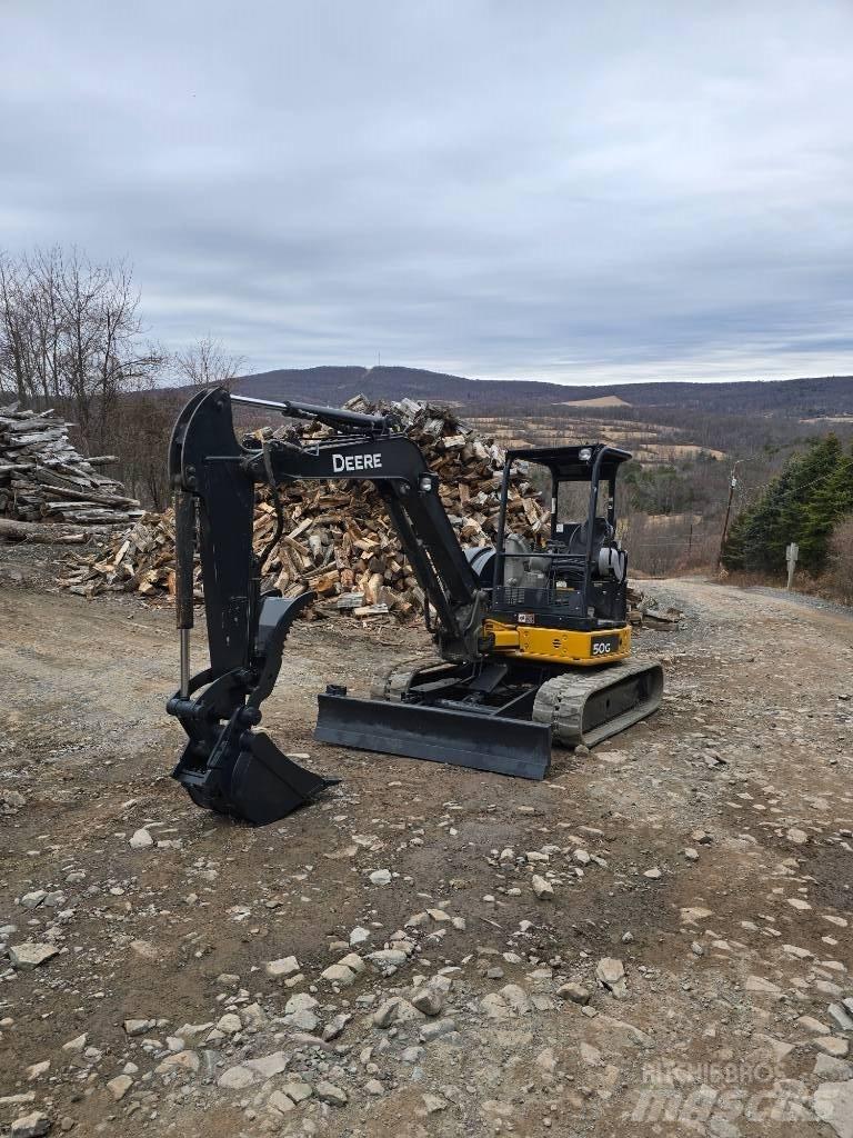 DEERE 50G Мини екскаватори < 7 т