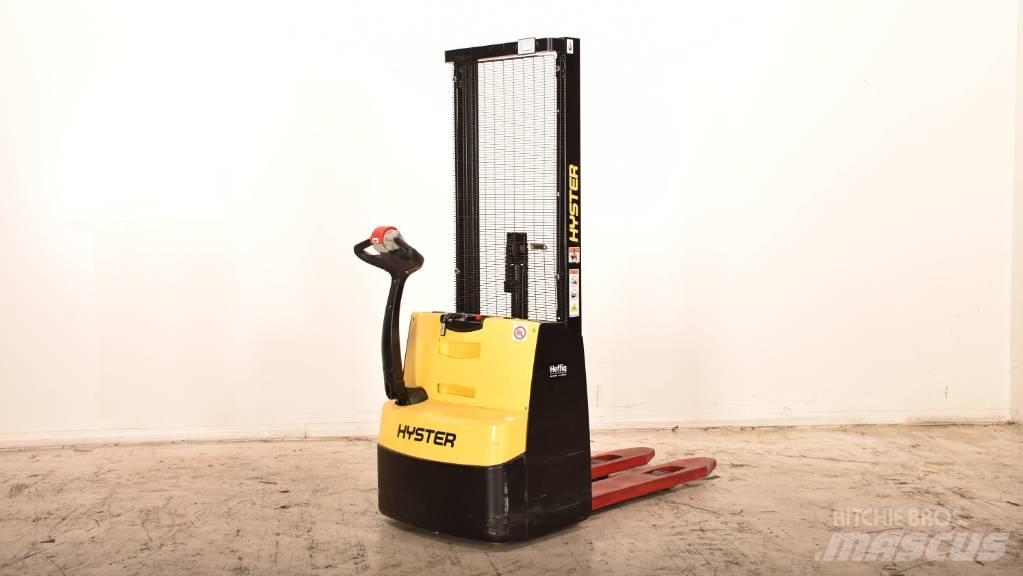 Hyster S 1.0E Колички високоповдигачи с теглич
