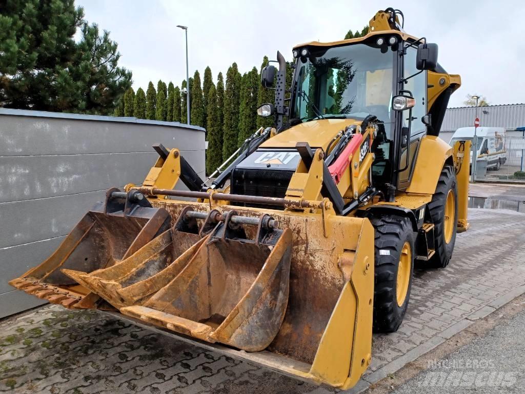CAT 432 F Товарач със заден ексватор