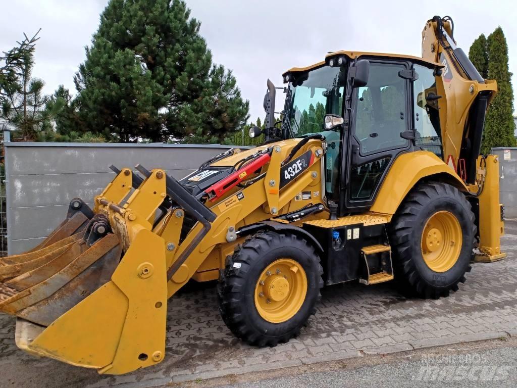 CAT 432 F Товарач със заден ексватор