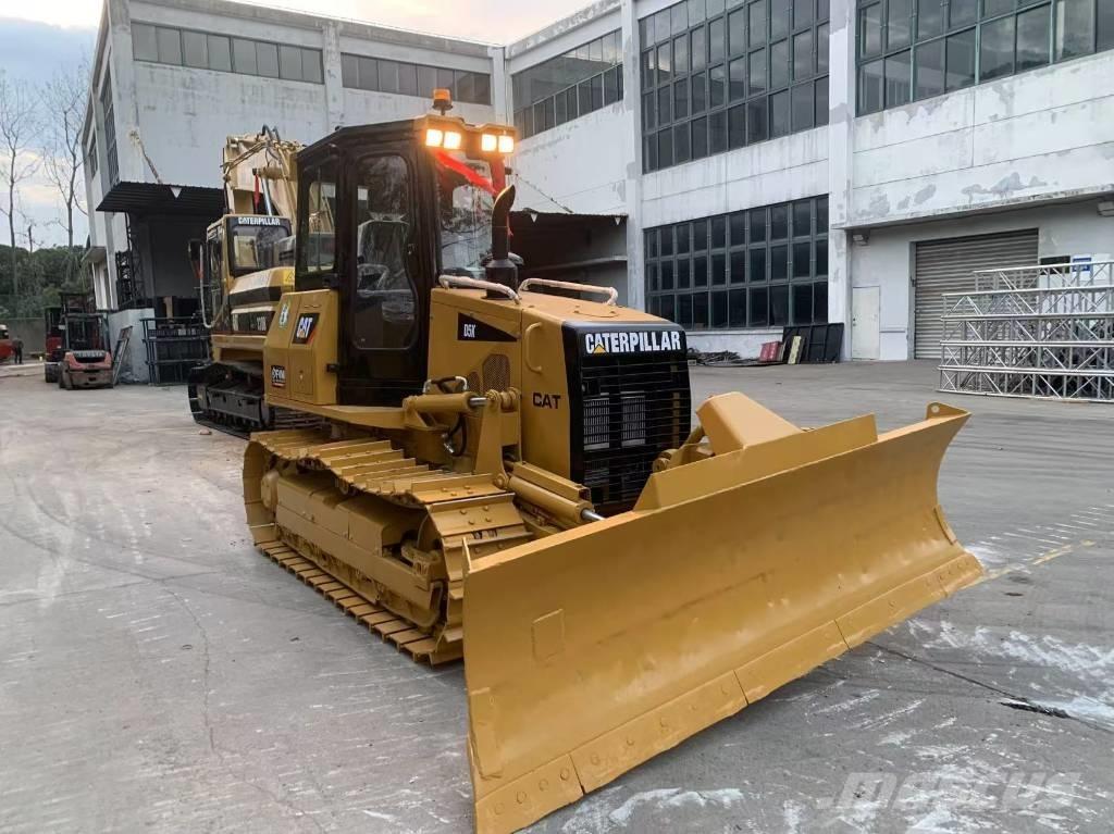 CAT D 5 K Верижни булдозери
