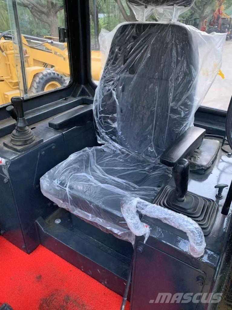 CAT D 5 K Верижни булдозери
