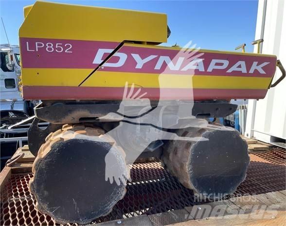 Dynapac LP852 Теглени вибрационни валяци
