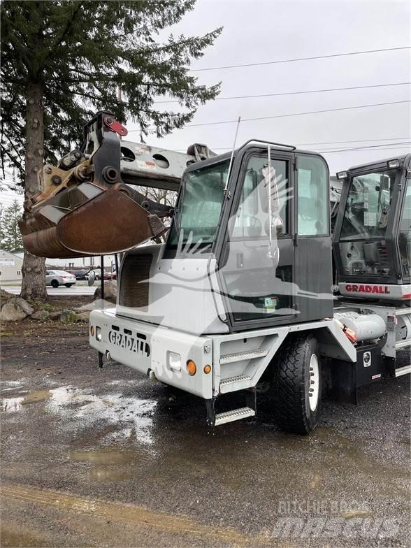 Gradall XL3100 Колесни екскаватори