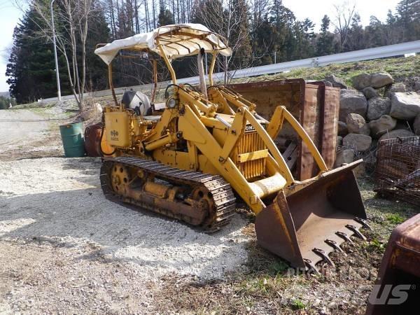Komatsu D20S-3 Верижни булдозери
