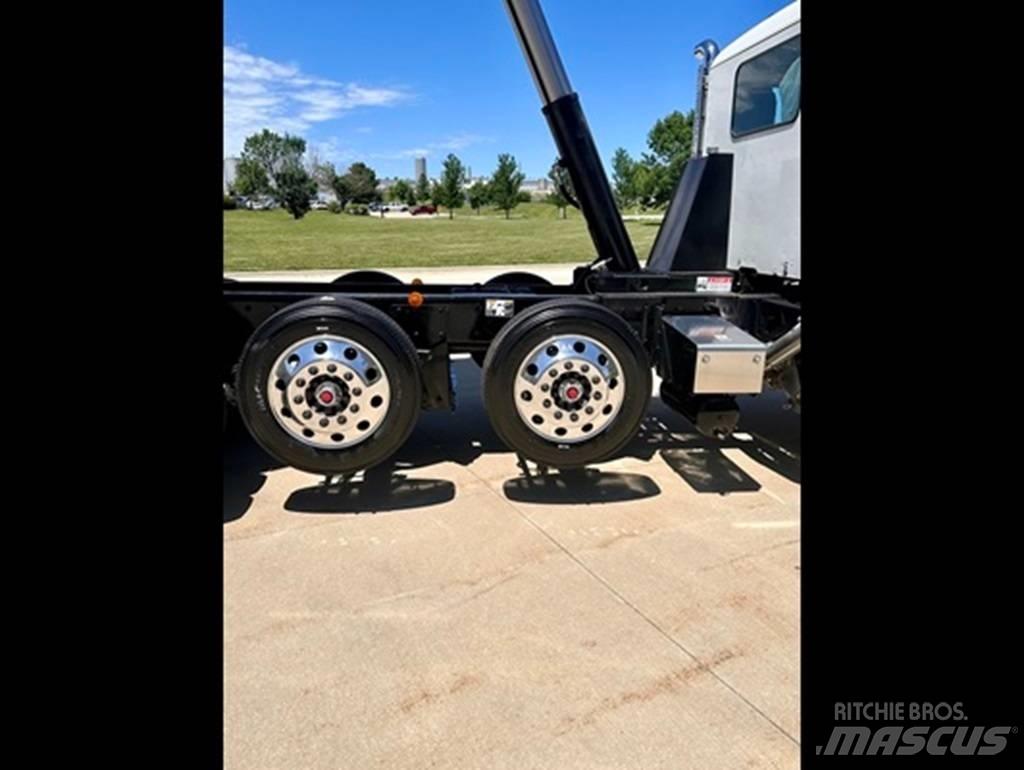 Kenworth T 880 Влекачи