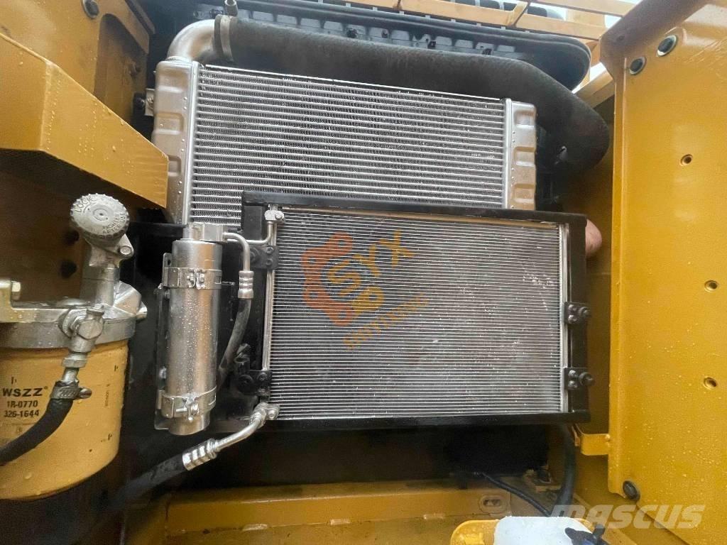 CAT CAT320 D2 Верижен екскаватор