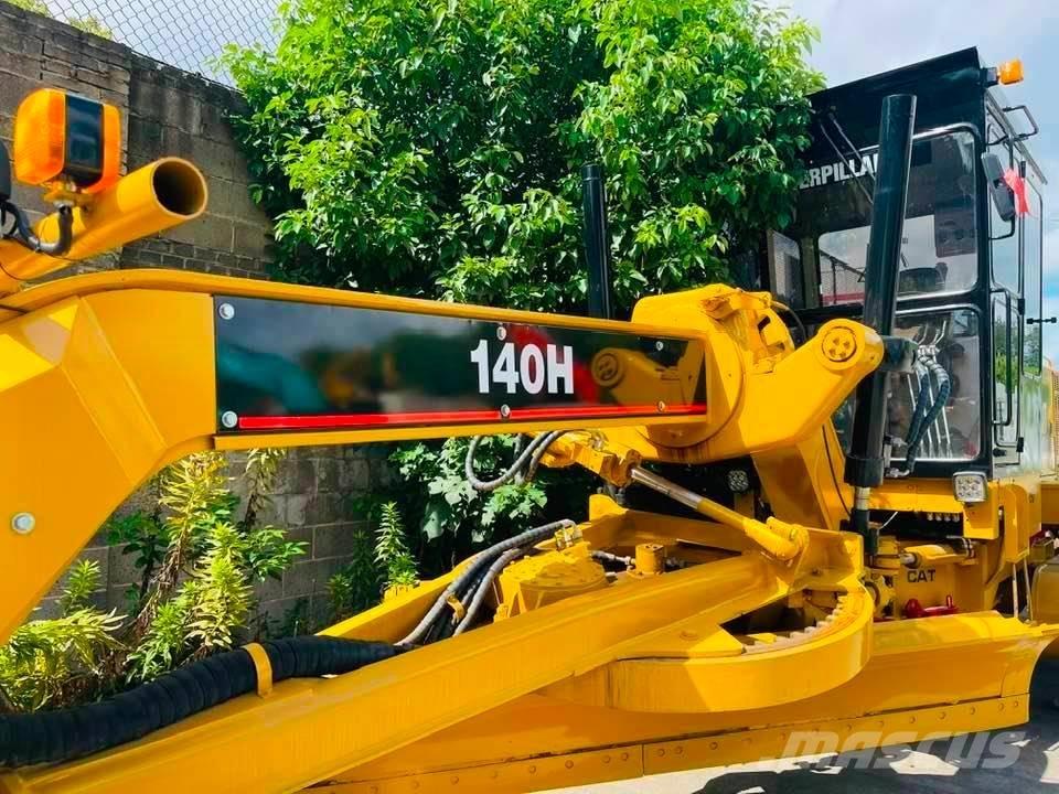 CAT 140h Грейдери