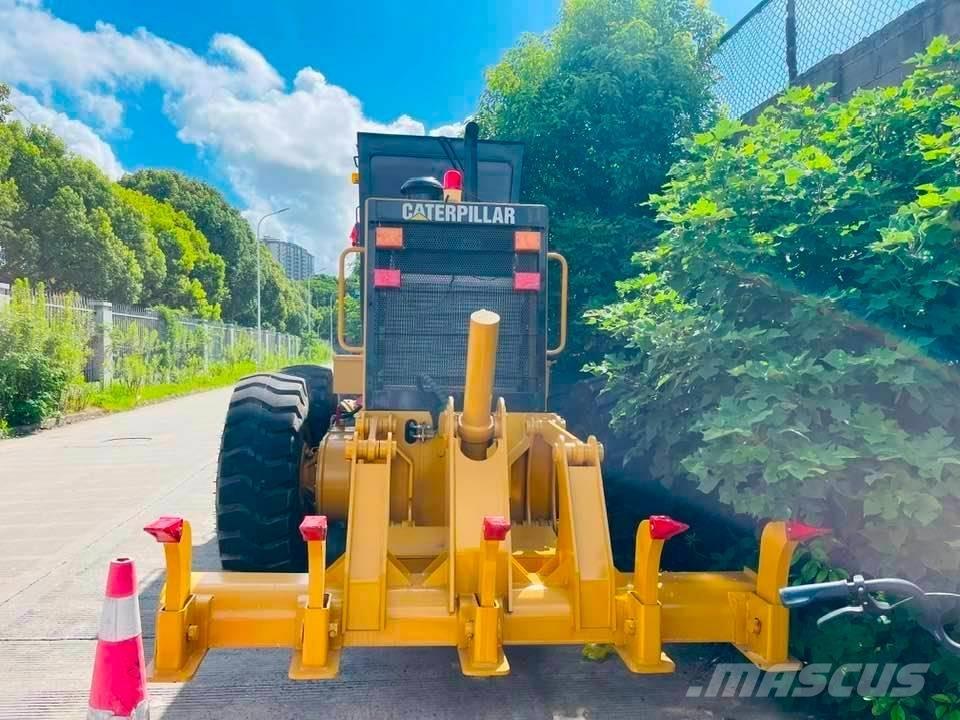 CAT 140h Грейдери