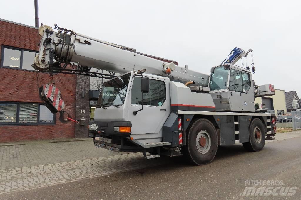 Liebherr LTM 1030-2 Всъдеходни кранове