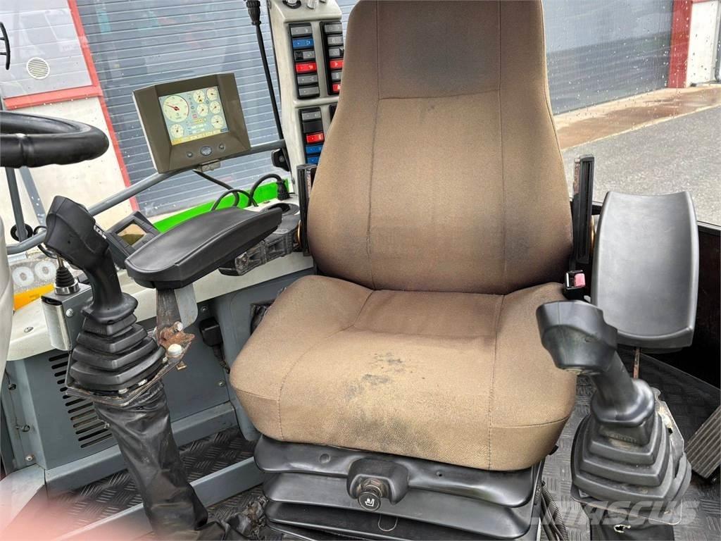 Lännen 8800E Товарач със заден ексватор