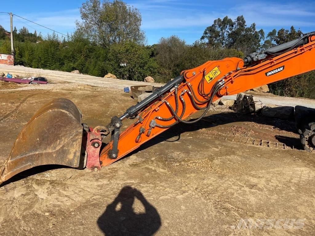 Doosan DX 140 LCR-5 Верижен екскаватор