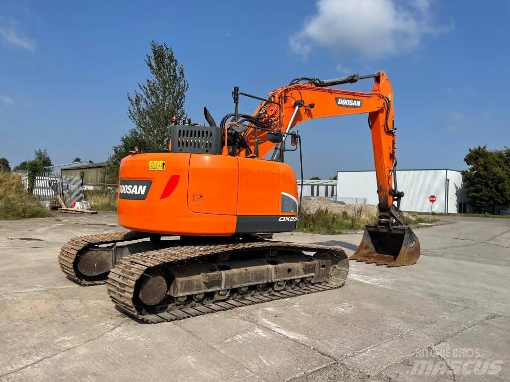Doosan DX 235 LCR-5 Верижен екскаватор
