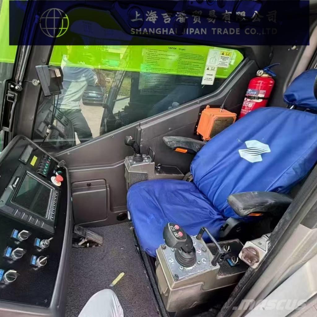 Zoomlion ZAT 2000 V7 Всъдеходни кранове