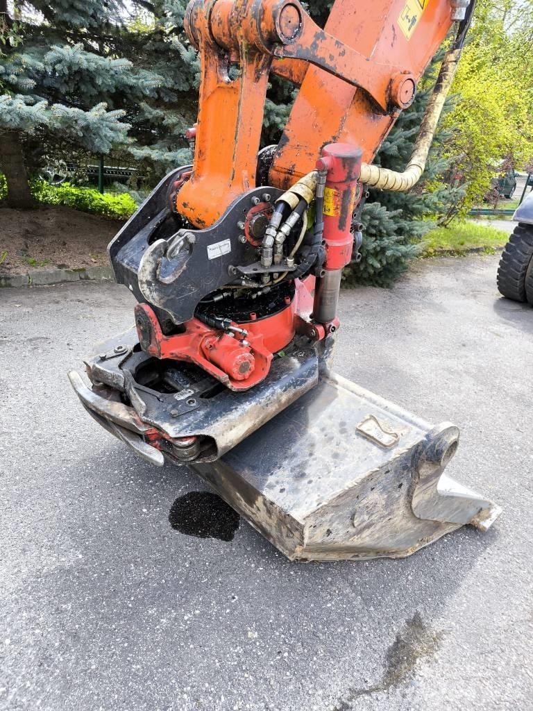 Hitachi ZX 140 W-3 Колесни екскаватори