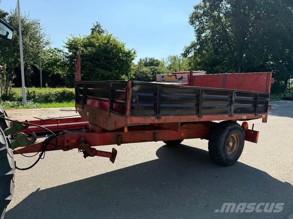 Record Kipwagen Бордови