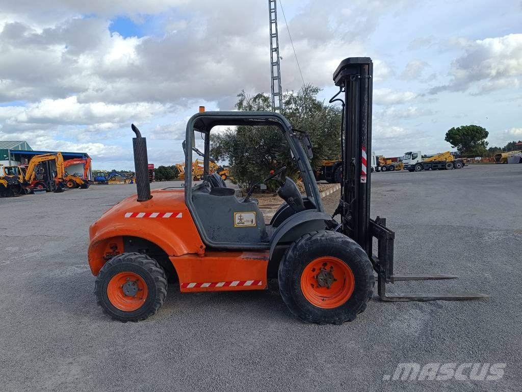 Ausa C 300 H Камиони за херавни местности