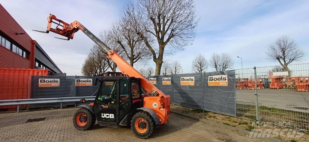 JCB 525-60 T4 F Телескопични товарачи