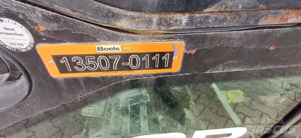 JCB 525-60 T4 F Телескопични товарачи