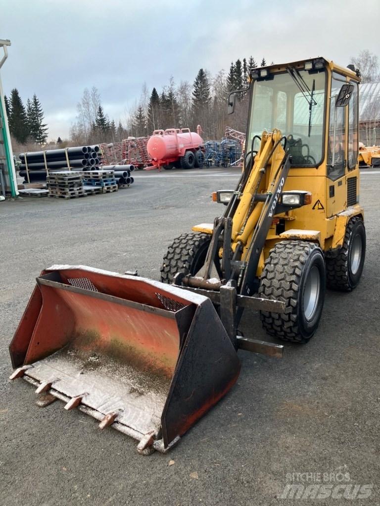 Volvo ZL 302 Колесни товарачи