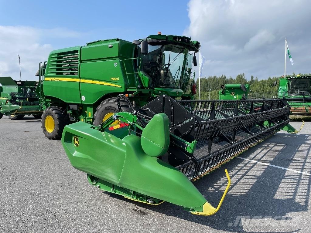 John Deere T 560 i Комбайни