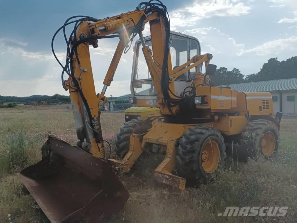 Mecalac 11 CX Колесни екскаватори