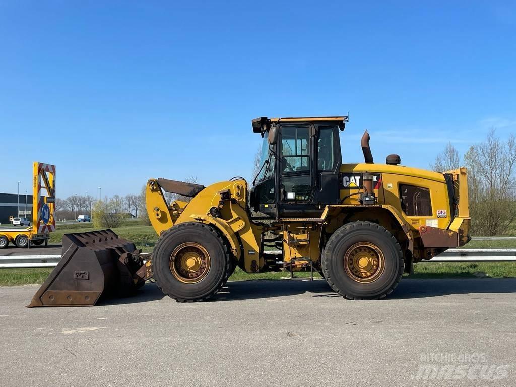 CAT 938K Колесни товарачи