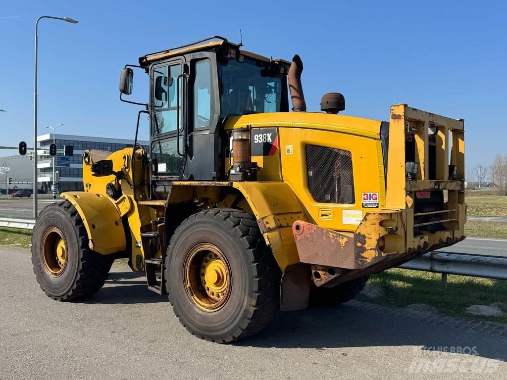 CAT 938K Колесни товарачи