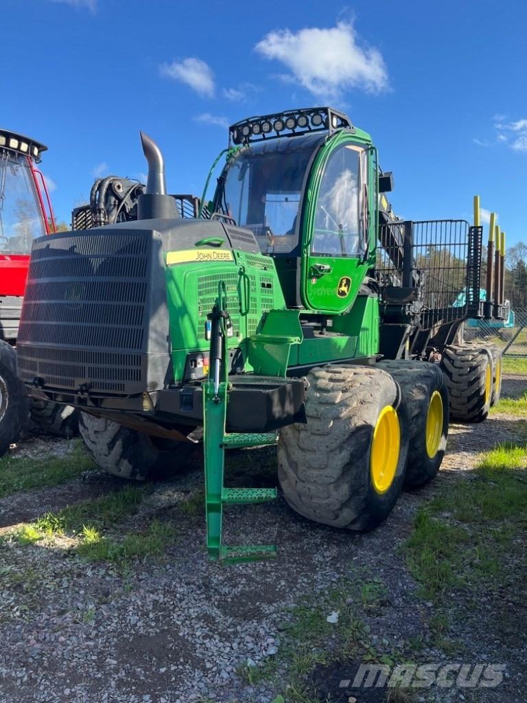 John Deere 1210 G Форуардери