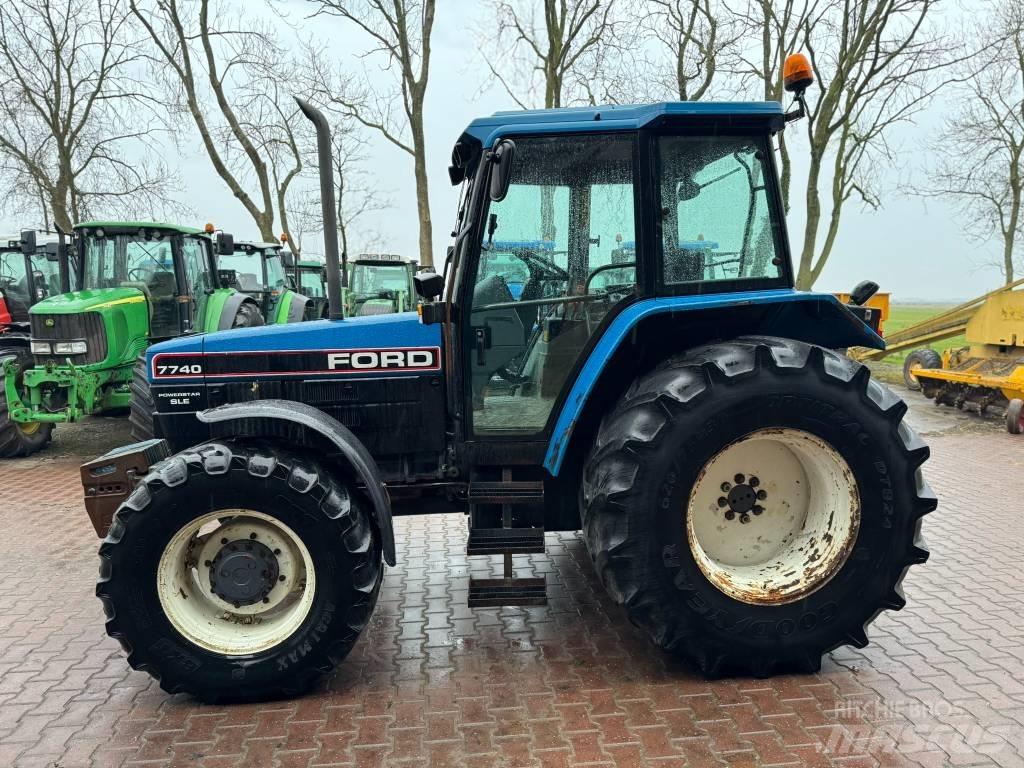 Ford 7740 Трактори