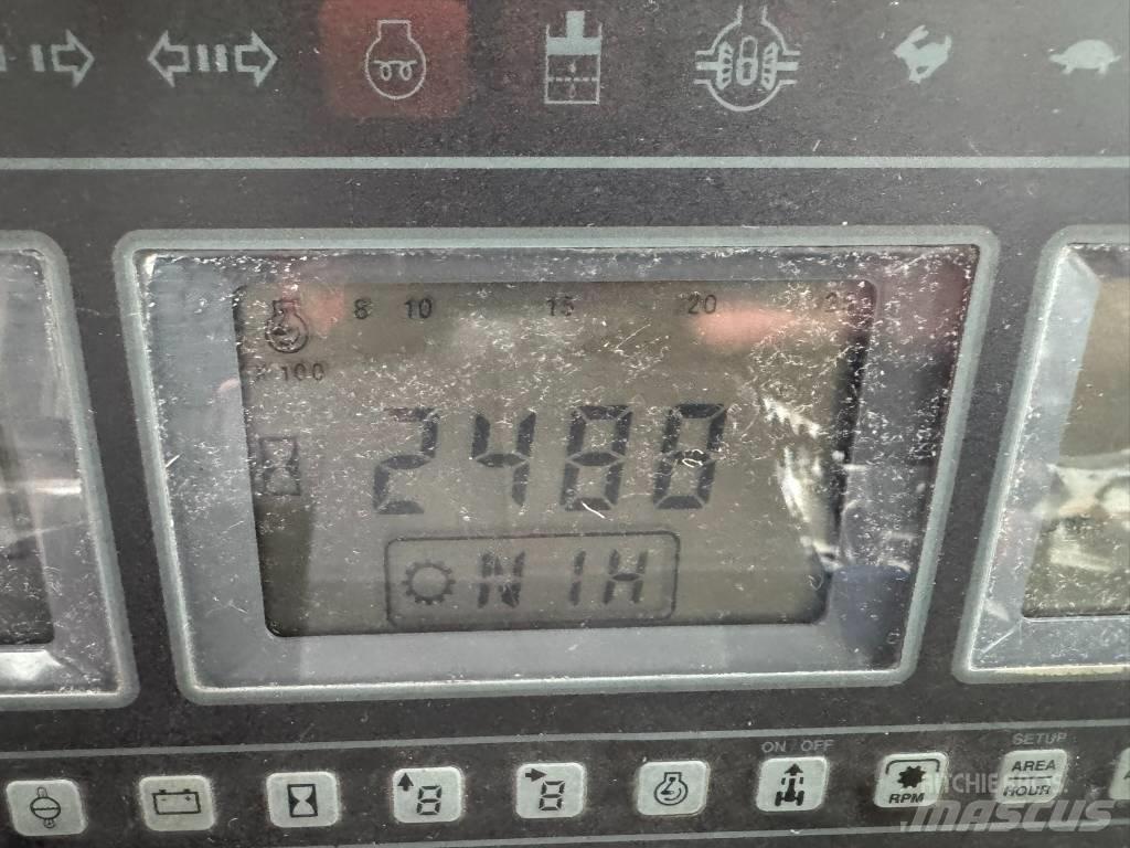 Ford 7740 Трактори