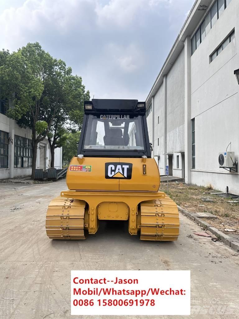 CAT D5K Верижни булдозери
