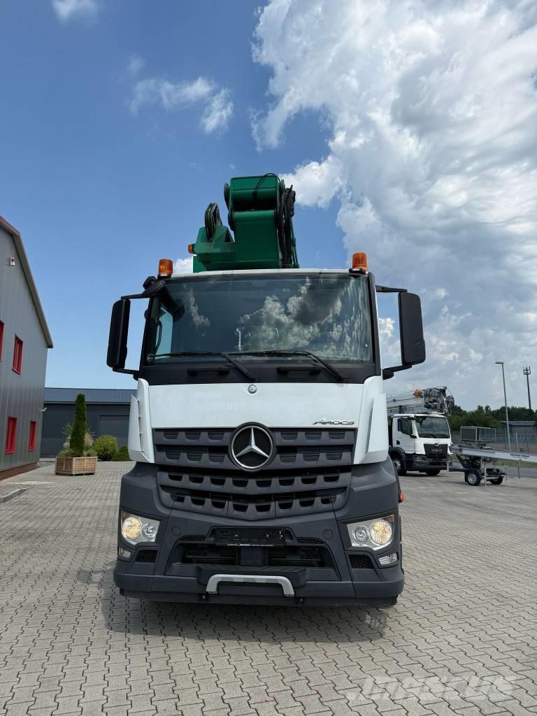 Mercedes-Benz 2643 Кранове за тежък терен