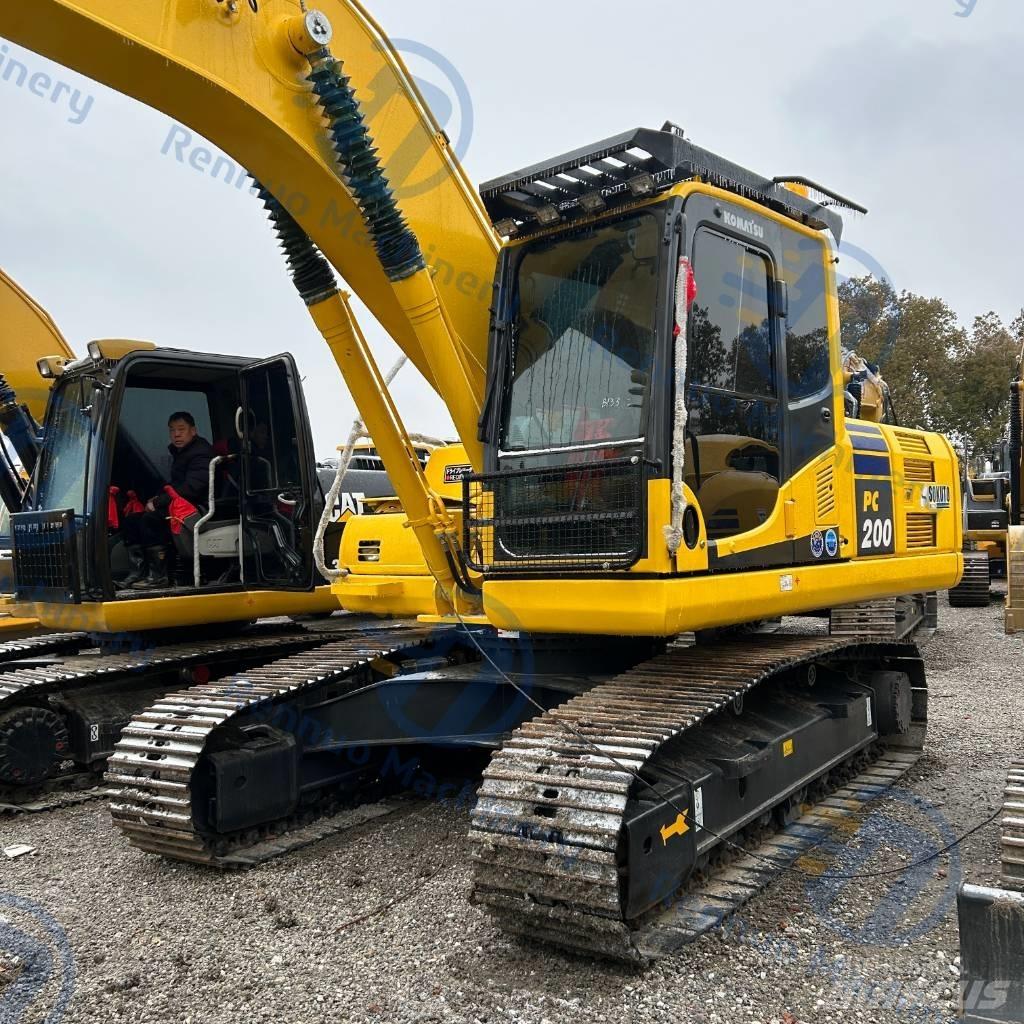 Komatsu PC200-8 Верижен екскаватор