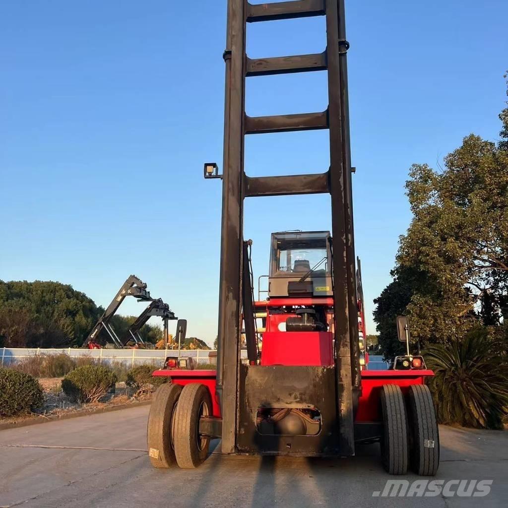 Kalmar DCE 80-45 E7 Телескопични товарачи