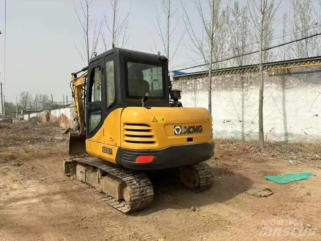 XCMG XE 60 DA Верижен екскаватор