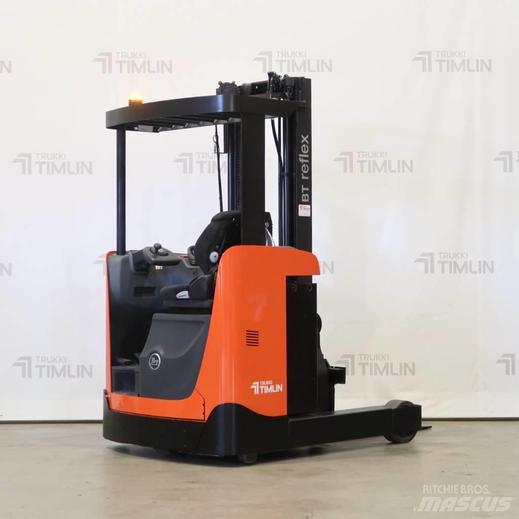 Toyota RRE140B Ретрак/ Високоповдигач с изместване на вилката напред