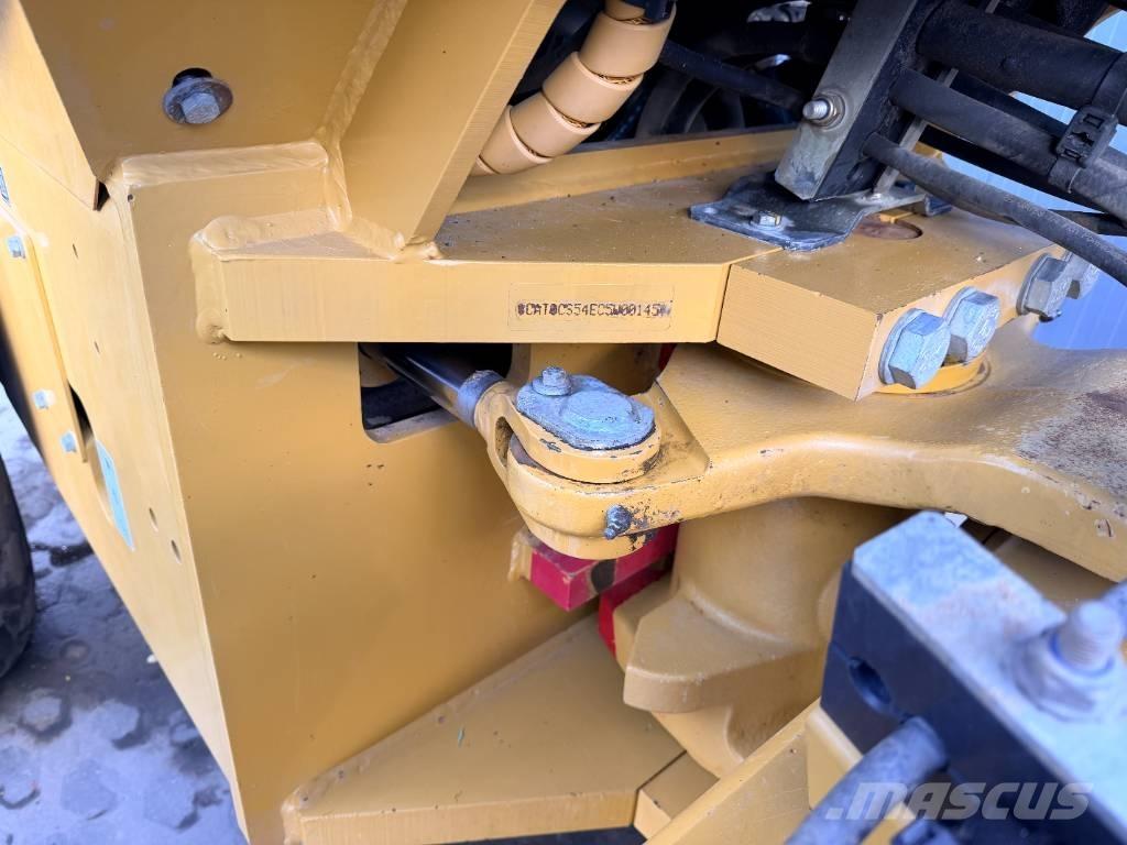 CAT CS54 XT Еднобарабанни ролки
