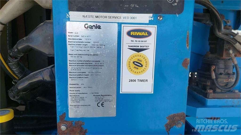Genie S45 Телескопични повдигачи
