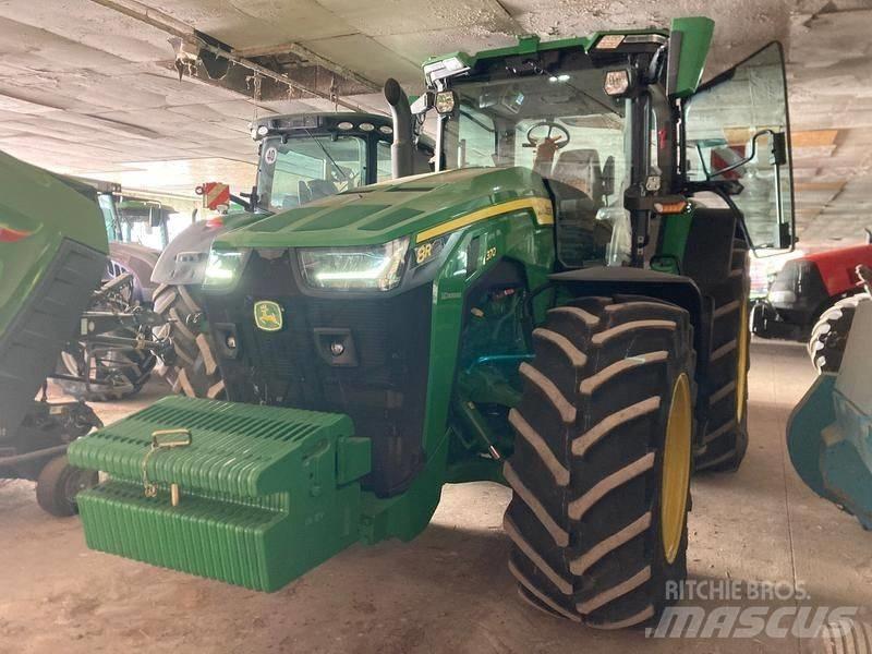 John Deere 8R370 Трактори
