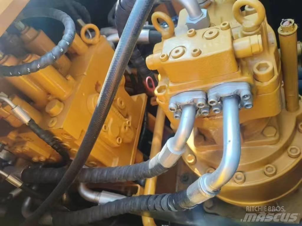 Sany 235C Верижен екскаватор
