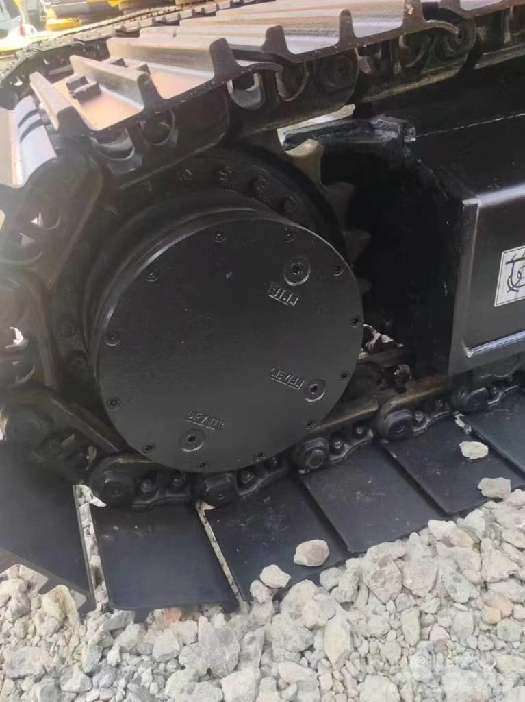 Sany 235C Верижен екскаватор