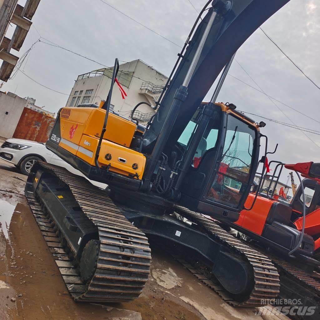Hyundai 220 LC-9 Верижен екскаватор