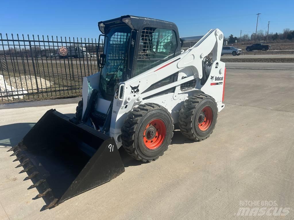 Bobcat S740 Мини товарачи
