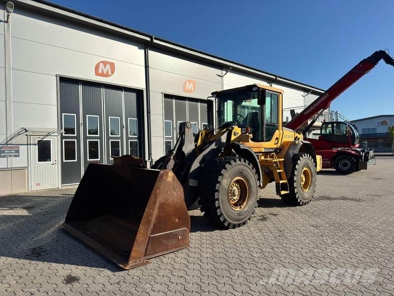 Volvo L90F Колесни товарачи