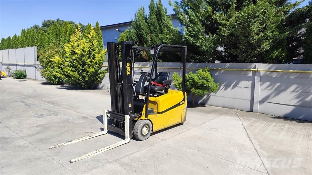 Yale ERP16 VT Електрически вилични кари-повдигачи