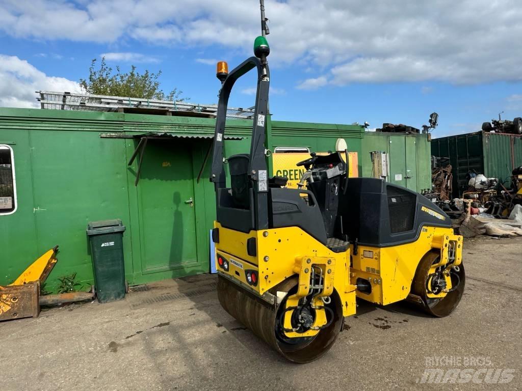 Bomag BW 120 AD-5 Двойни барабанни ролки
